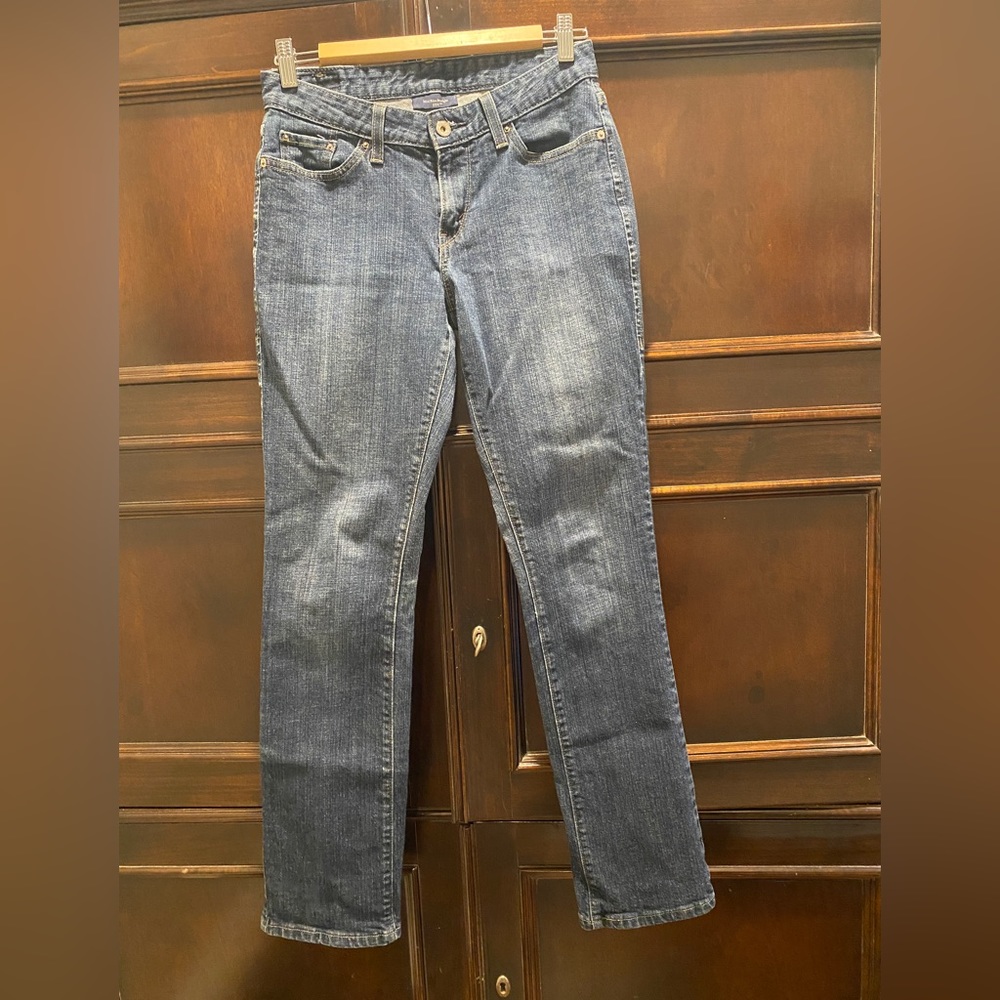 Levi’s mid rise straight 552, size 4L